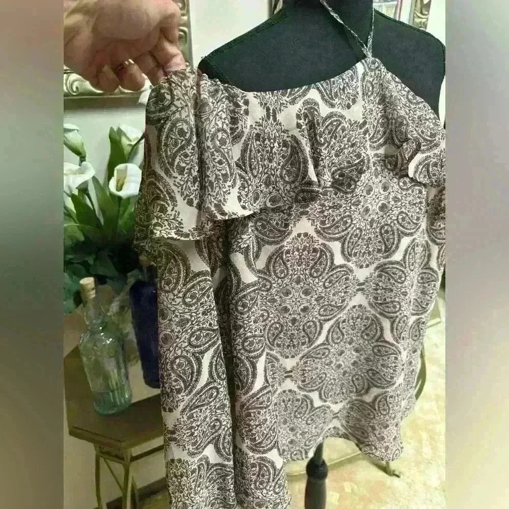 BELLE & SKYE RUFFLE COLD SHOULDER SHEER SLEEVE HALTER SUMMER BLOUSE SIZE 1X 💗 - Picture 2 of 8